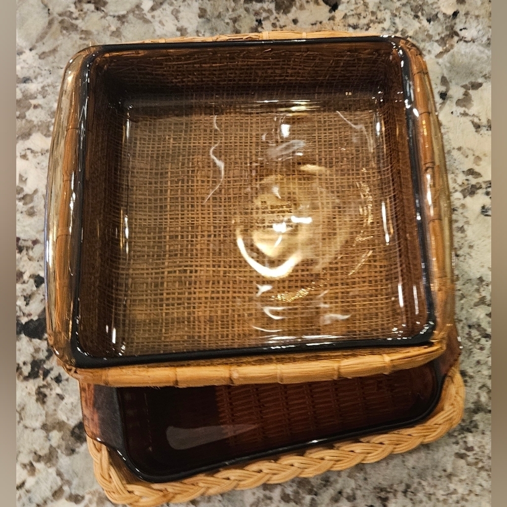 Set Of 2 Purex Baking Dishes With Wicker Inserts - Picture 3 of 5